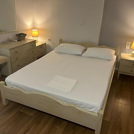 Hotel Διεθνές Захаро Экстерьер фото
