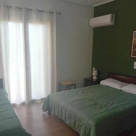Hotel Διεθνές Захаро Экстерьер фото