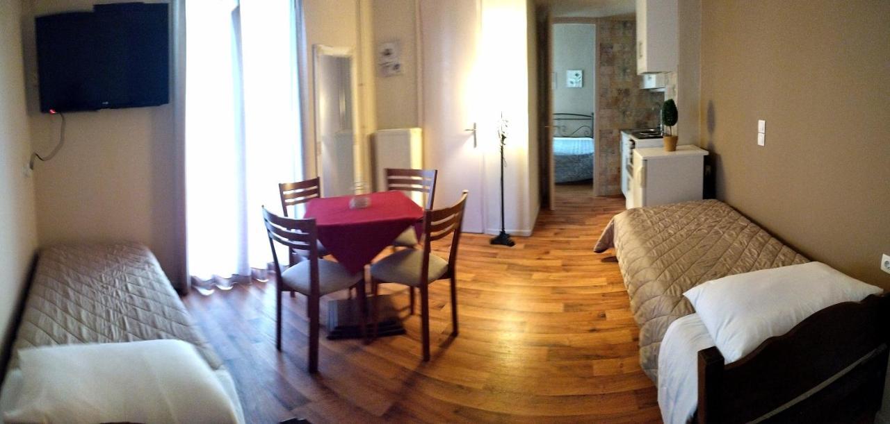 Hotel Διεθνές Захаро Экстерьер фото