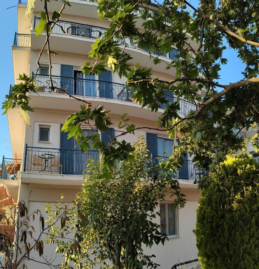 Hotel Διεθνές Захаро Экстерьер фото