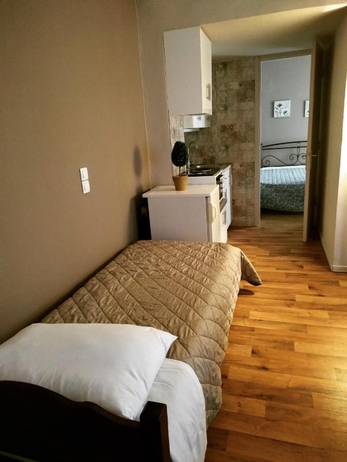Hotel Διεθνές Захаро Экстерьер фото
