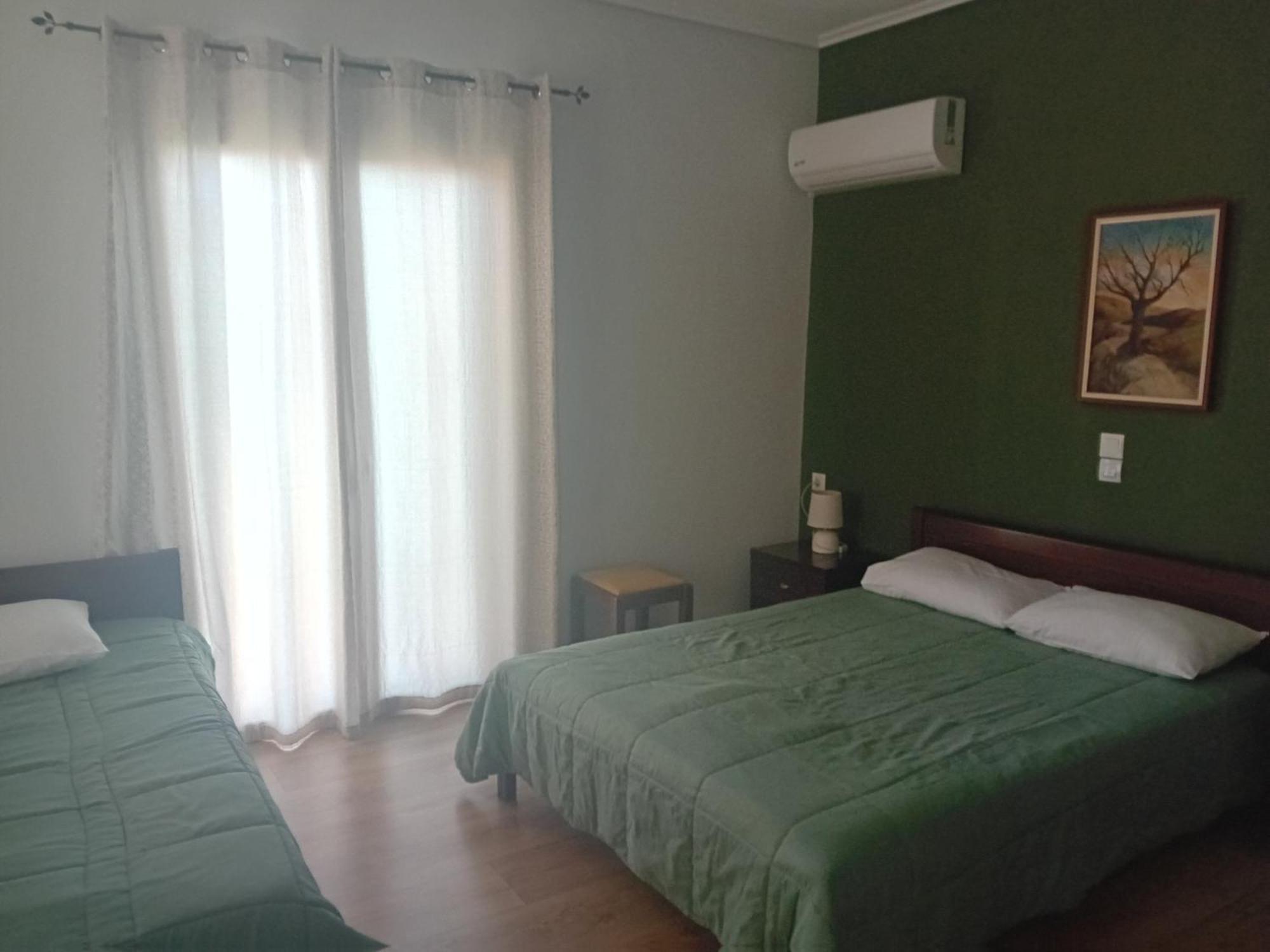 Hotel Διεθνές Захаро Экстерьер фото
